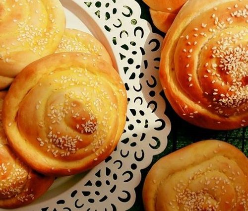 طرز تهیه نان صبحانه خوشمزه و مقوی خانگی با روشی آسان