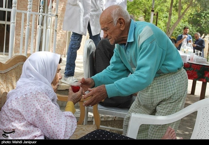 نامه رئیس کانون بازنشستگان اصفهان در باره اعتراض بازنشستگان مو سپید و سالخورده به آقای وزیر کار