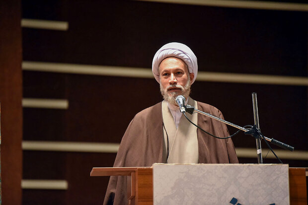 اگر می‌خواهیم مسئله عفاف و حجاب حل شود باید جوانان دارای شغل شوند