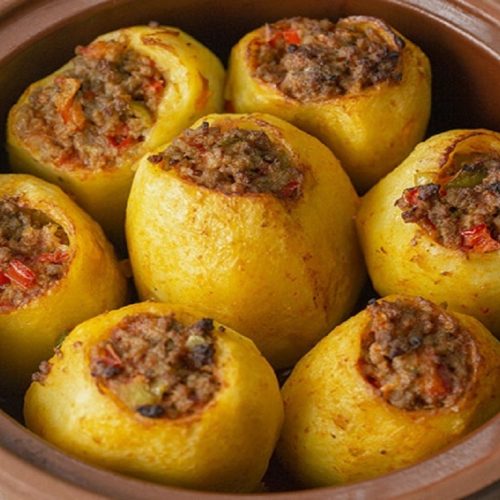 طرز تهیه سیب‌زمینی آلو ﺷﮑﻢ ﭘﺮ مجلسی ﺑﺎ ﺳﺲ مخصوص