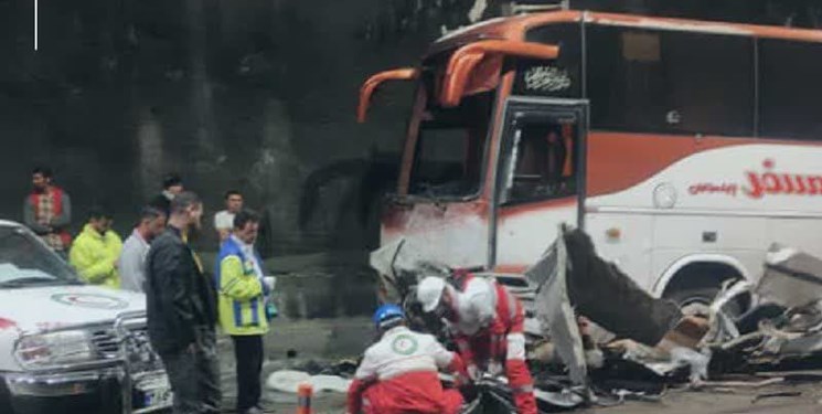 49 مصدوم و کشته در حادثه رانندگی محور بابامیدان_ یاسوج