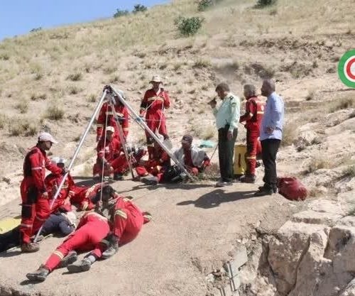 کشف جسد ناشناس از چاه ۹۰ متری در ارتفاعات شهرک سعدی شیراز
