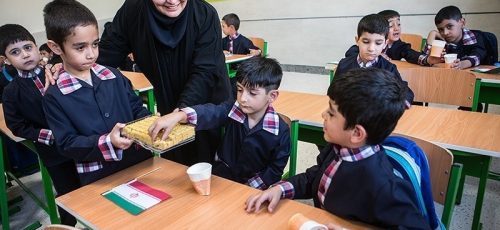 قیمت های نجومی مدارس غیرانتفاعی در شیراز و ترک تحصیل فرزندان کارگران