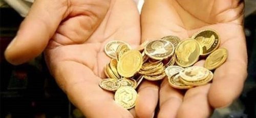 با شکایت مشتری شیرازی فروشنده سکه های تقلبی در بازار طلافروشان گیر افتاد