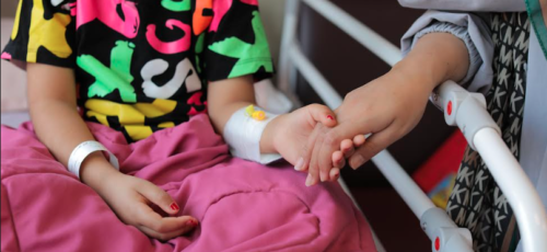 ۳۰۰۰ کودک مبتلا به سرطان استان فارس در مسیر درمان