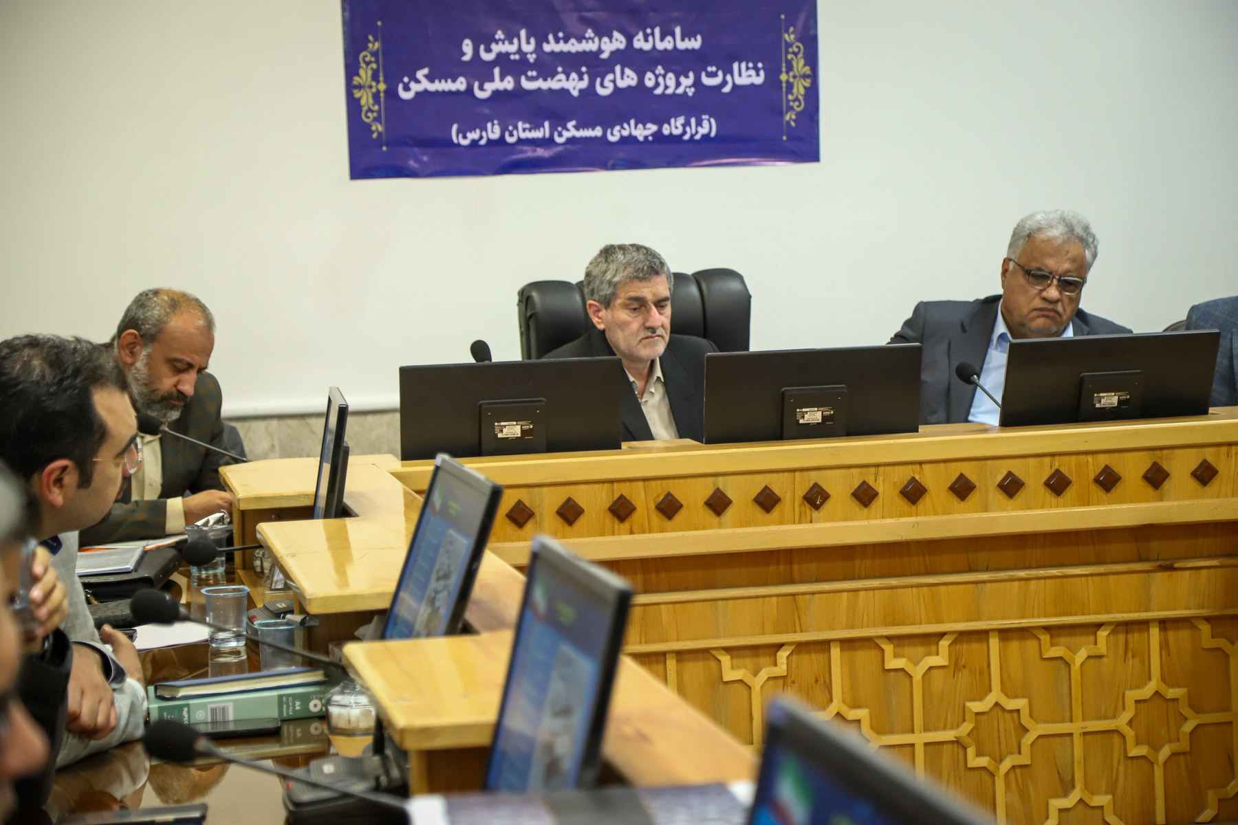 اولتیماتوم چندباره استاندار فارس برای تامین زمین طرح نهضت ملی مسکن