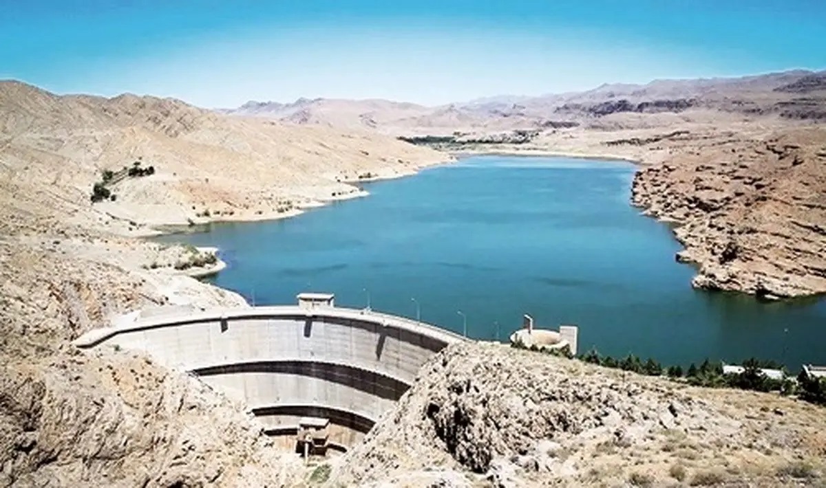 وضعیت ذخایر آبی ۶ سد کشور قرمز است/ رودبال داراب کم آب ترین سد ایران
