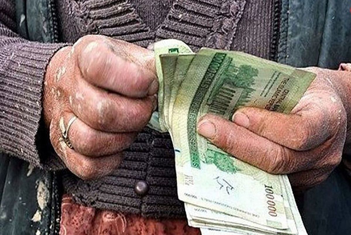 یکسال حقوق ۱۸کارگر نگهبان این کارخانه را پرداخت نکردند