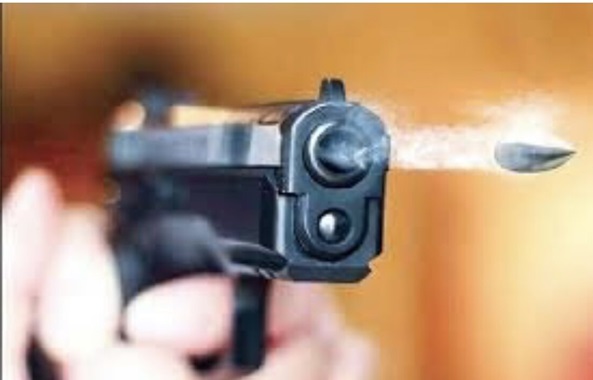 مجروح شدن 2 سرنشین خودروی شیشه‌ دودی پس از شلیک گشت پلیس
