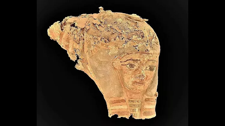 کشف گوردخمه‌های باستانی با بیش از صدها مومیایی ۲۵۰۰ ساله در مصر