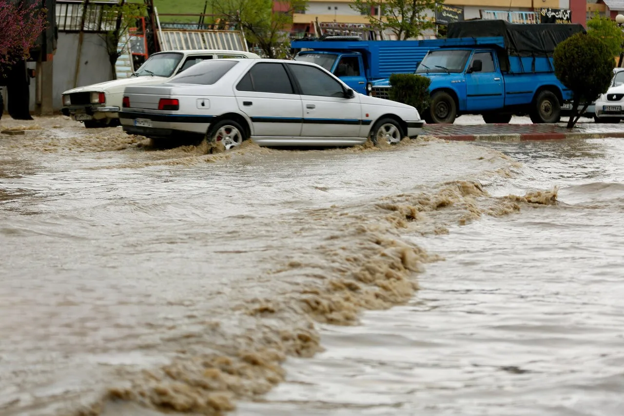هشدار بارش های رگبار تابستانی و احتمال سیل در مناطقی از فارس