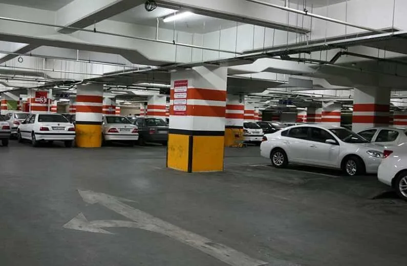 آذین در قاآنی شمالی افتتاح شد/نشانی ۵ پارکینگ طبقاتی که در شیراز احداث می‌شود