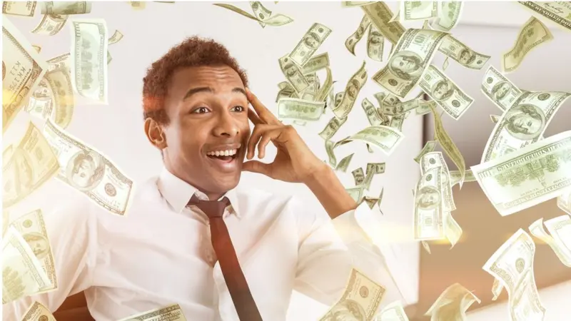 بررسی جدید نشان می‌دهد: پول و ثروت خوشبختی می‌آورد