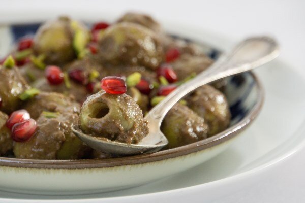 طرز تهیه زیتون پرورده خانگی با ساده ترین روش