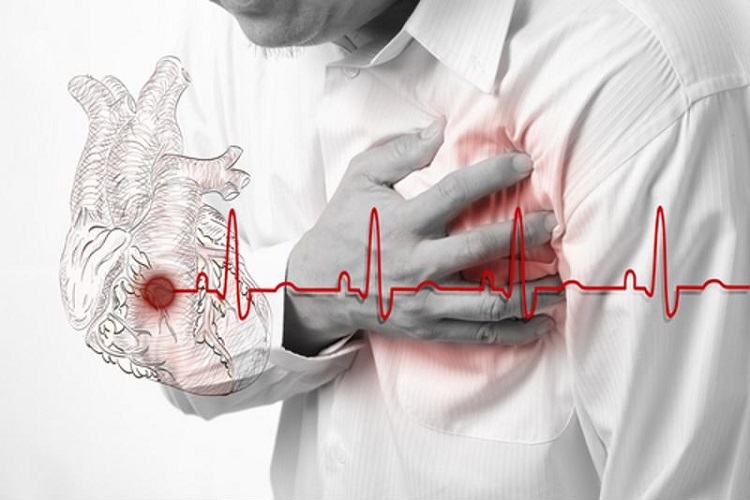 علت تپش قلب ناگهانی چیست؟ + علائم و درمان خانگی آن