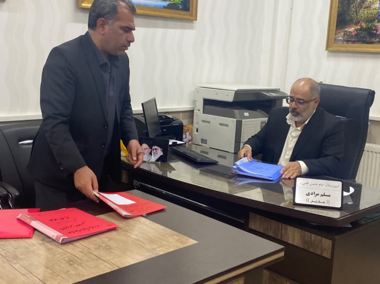 بازرس کل استان فارس : مبالغ دریافتی از اولیای دانش آموزان عودت و تعهدات اخذ شده از آنها لغو شود/اولیاء تخلفات را به ۱۳۶ گزارش دهند