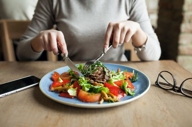 اگر میل خوردن این غذاها را دارید به این بیماری‌ها دچار هستید