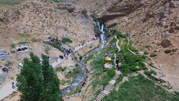 Sheikh Ali Khan Shahrekord waterfall 1