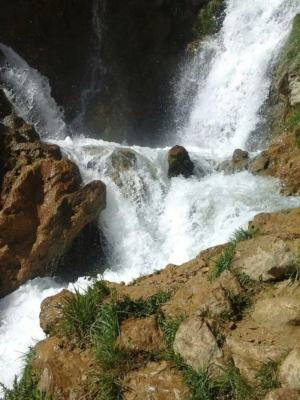 Sheikh Ali Khan Shahrekord waterfall 2