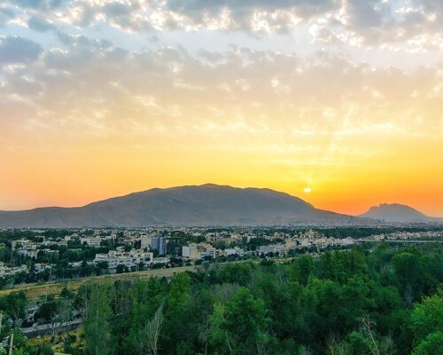 وقتی شیرازی ها از شهرشان خبر ندارند