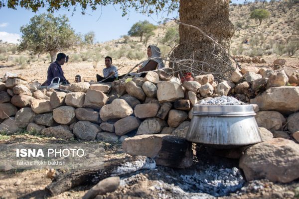 Traditional boiling pot ceremony in Maimand Fars province 14