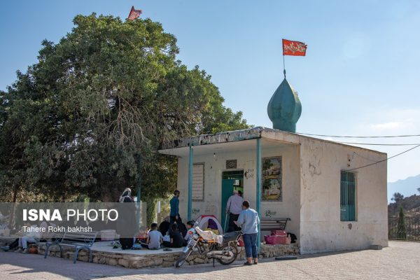 Traditional boiling pot ceremony in Maimand Fars province 41