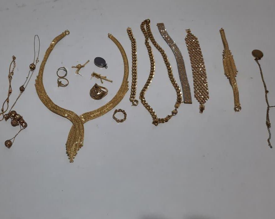کشف 85 میلیارد طلاجات فاقد کد و فاکتور از یک مغازه در شیراز
