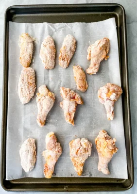 Seasoning and flavoring chicken wings 2