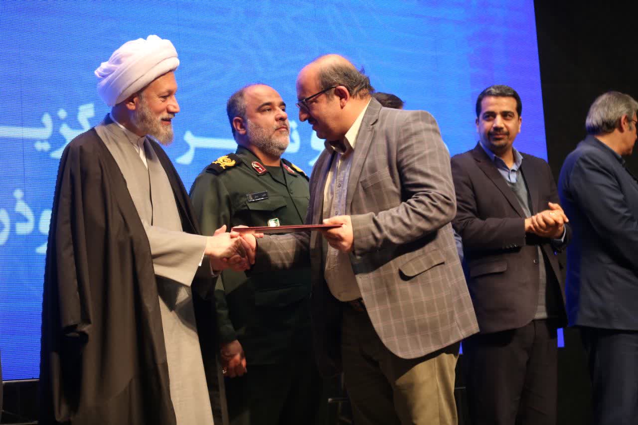 مقام دوم هفتمین جشنواره رسانه‌ای ابوذر فارس در بخش یادداشت به « سيد محی الدین حسینی ارسنجانی » رسید