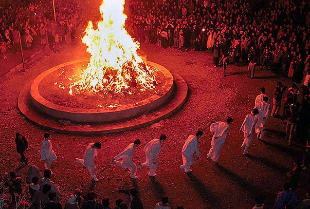 آنچه مردمان ایران باید درباره جشن سده بدانند