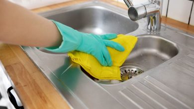 How to clean the sink and turn on the electricity 1