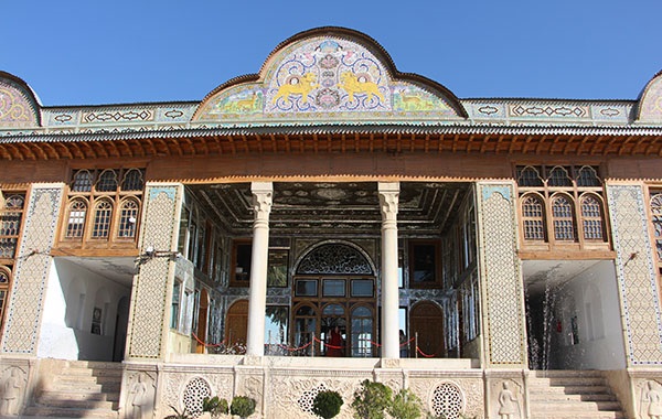 khaneh tarikhi zint olmolk ghavami shiraz 18