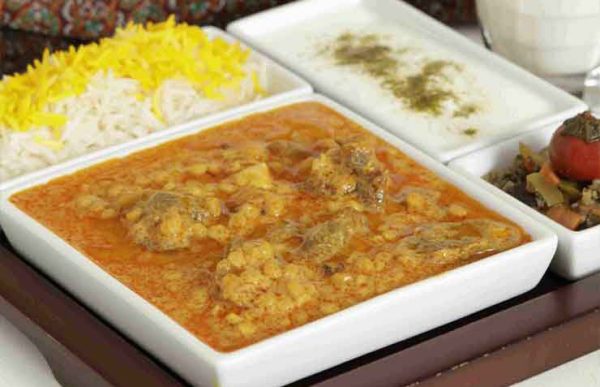 طرز تهیه خورش دوغ پا «قیمه سیستانی»