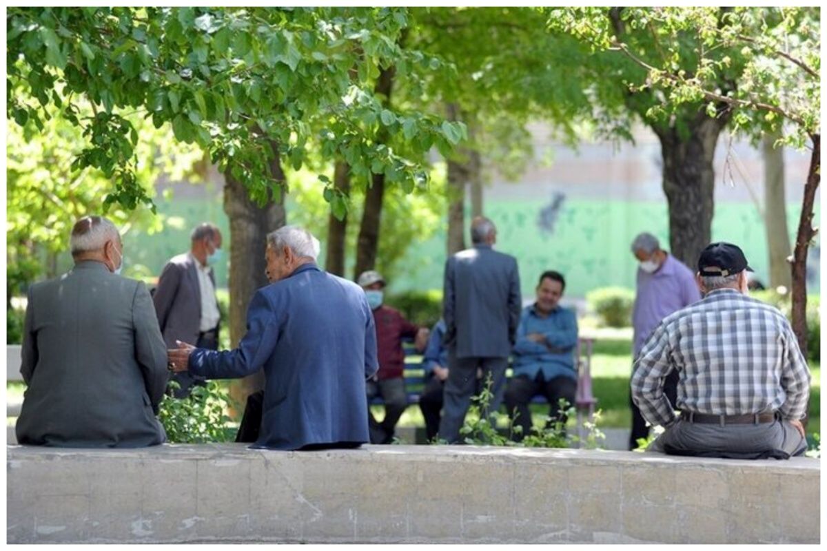 واریز عیدی ۱۰ میلیون تومانی بازنشستگان کشوری همراه با حقوق بهمن‌ماه