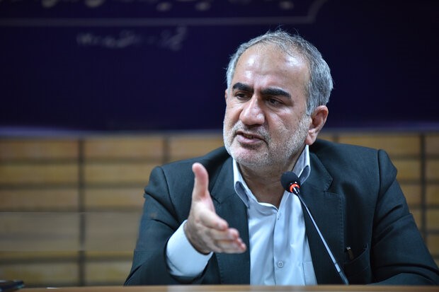 نماینده شیراز:استیضاح را به صلاح نمی‌دانم ؛دهه فجر امسال کلنگ زنی و بهره برداری نبود