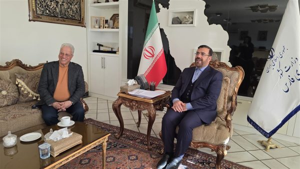 Meeting between the Governor of Fars and Alireza Khamseh 2