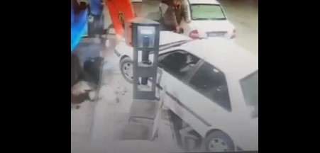 فاجعه‌ رانندگی یک زن در پمپ‌بنزین بهبهان (+فیلم دوربین مداربسته)