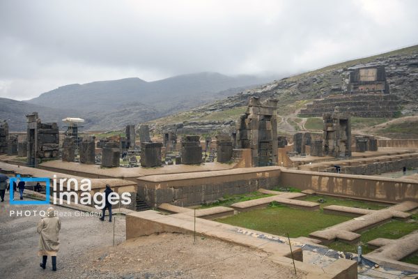 باران در تخت جمشید 10