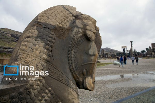 باران در تخت جمشید 18