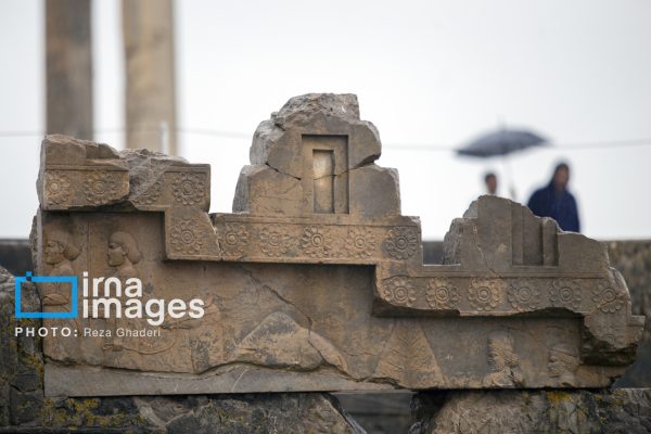 باران در تخت جمشید 38