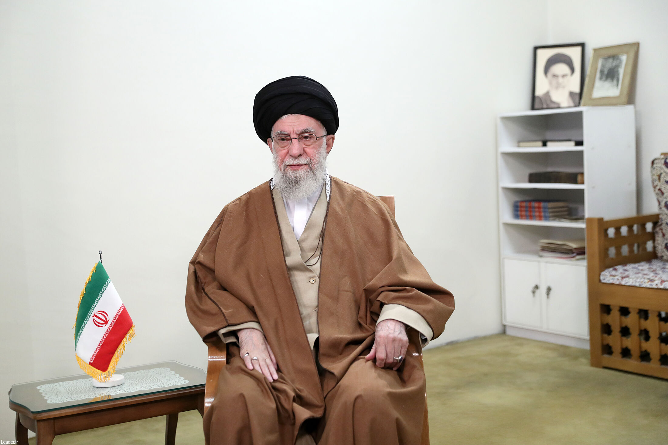 پیام آیت‌الله خامنه‌ای خطاب به ملت بزرگ ایران