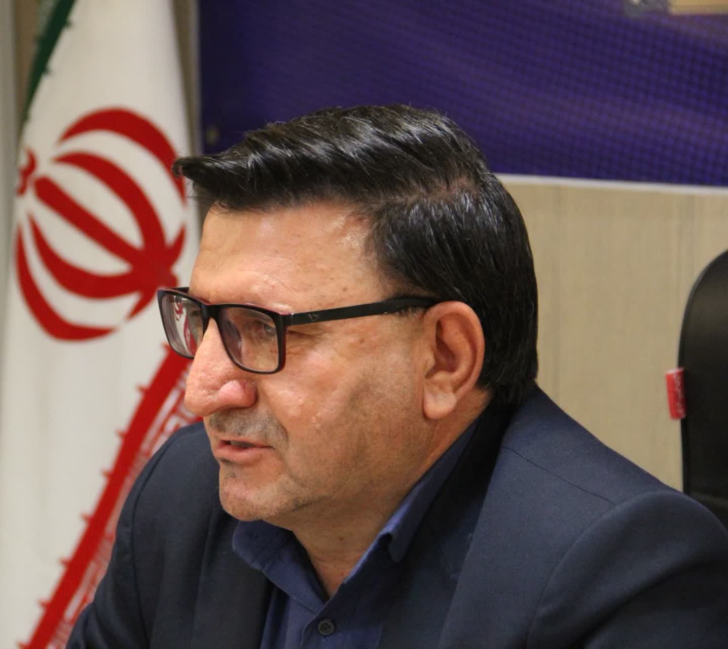 استانداری فارس: اتباع خارجی دارای برگ سرشماری فورا ایران را ترک کنند/مهلت 3 ماهه برای سپرده‌گذاران و خانواده‌های محصل