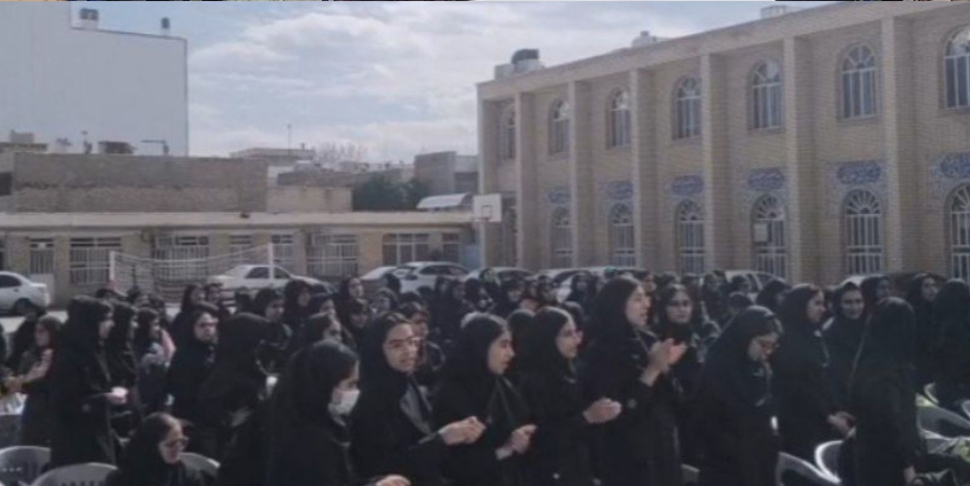 رهایی 5 زندانی توسط دانش‌آموزان دو آموزشگاه در وراوی و شیراز