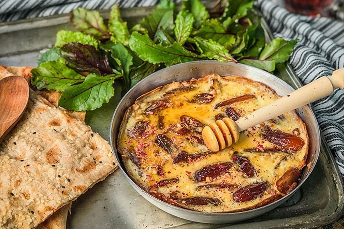 یک غذای جدید، خوشمزه و مقوی : طرز تهیه املت خرما