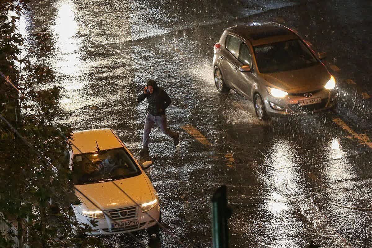 هشدار نارنجی سیل و برف سنگین در مناطق وسیع/کدام استان‌ها در خطر هستند؟