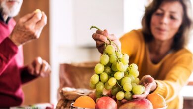 باور غلط درمورد میوه خوردن