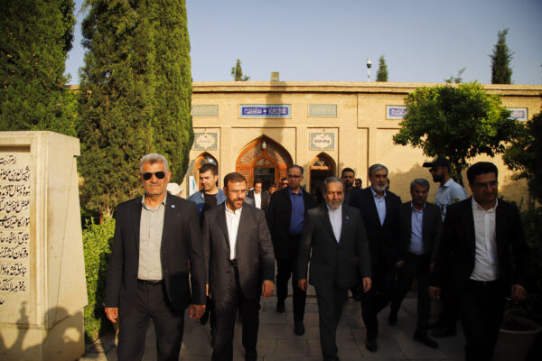 آرامگاه حافظ شیرازی 2
