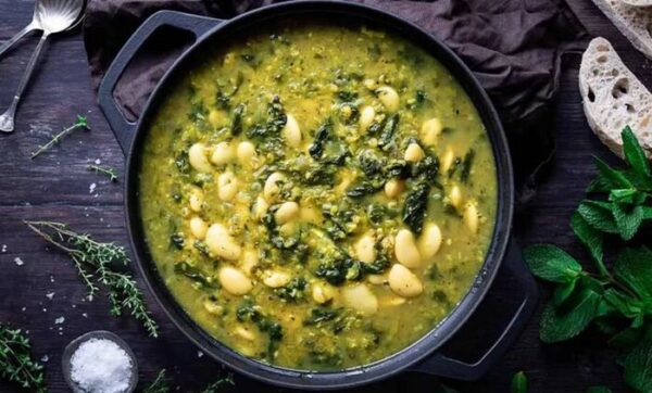 طرز تهیه خورش اسفناج قالی