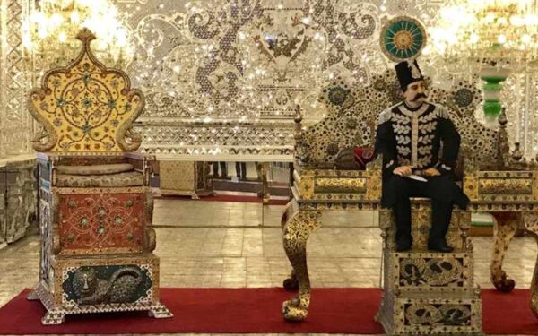 موزه جواهرات ملی یکی از بهترین موزه های تاریخی تهران