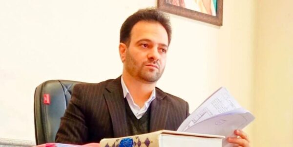 عکس قاضی احسان باقری